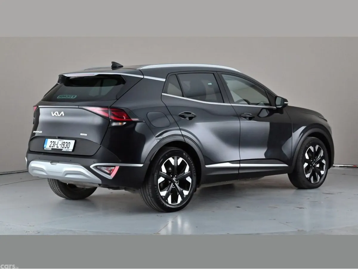 Kia Sportage SUV, Petrol Plug-in Hybrid, 2023, Black