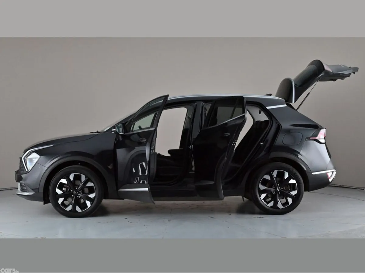 Kia Sportage SUV, Petrol Plug-in Hybrid, 2023, Black