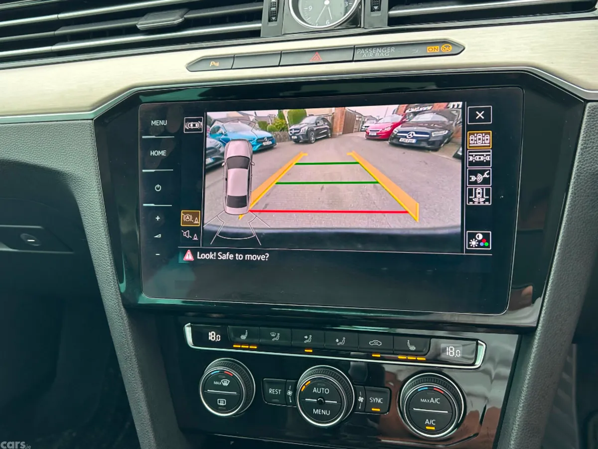 Volkswagen Passat Saloon, Diesel, 2018, Black
