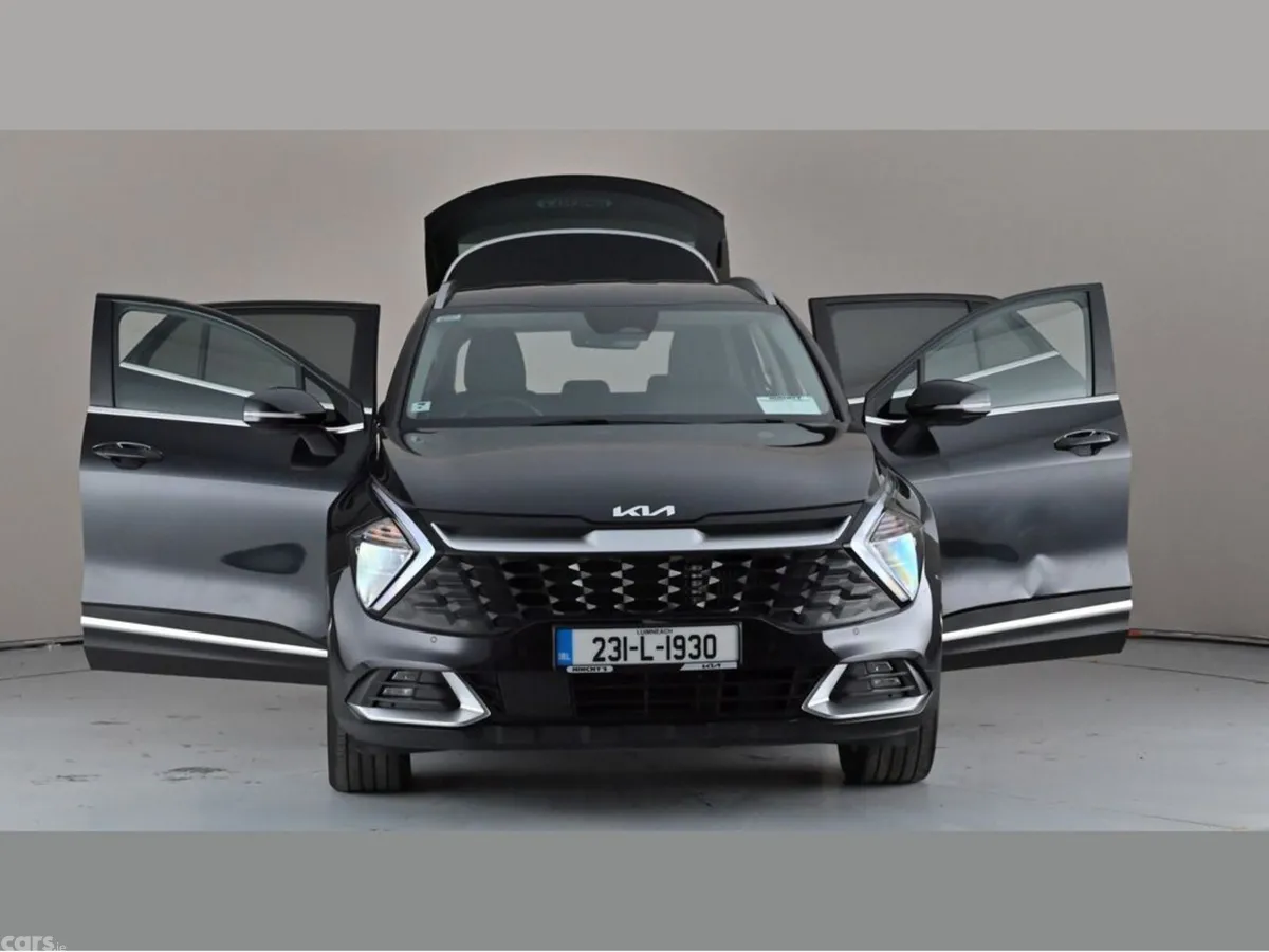 Kia Sportage SUV, Petrol Plug-in Hybrid, 2023, Black