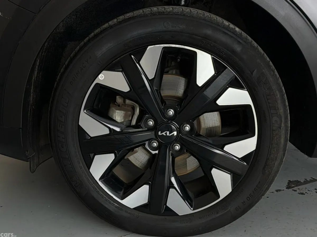 Kia Sportage SUV, Petrol Plug-in Hybrid, 2023, Black