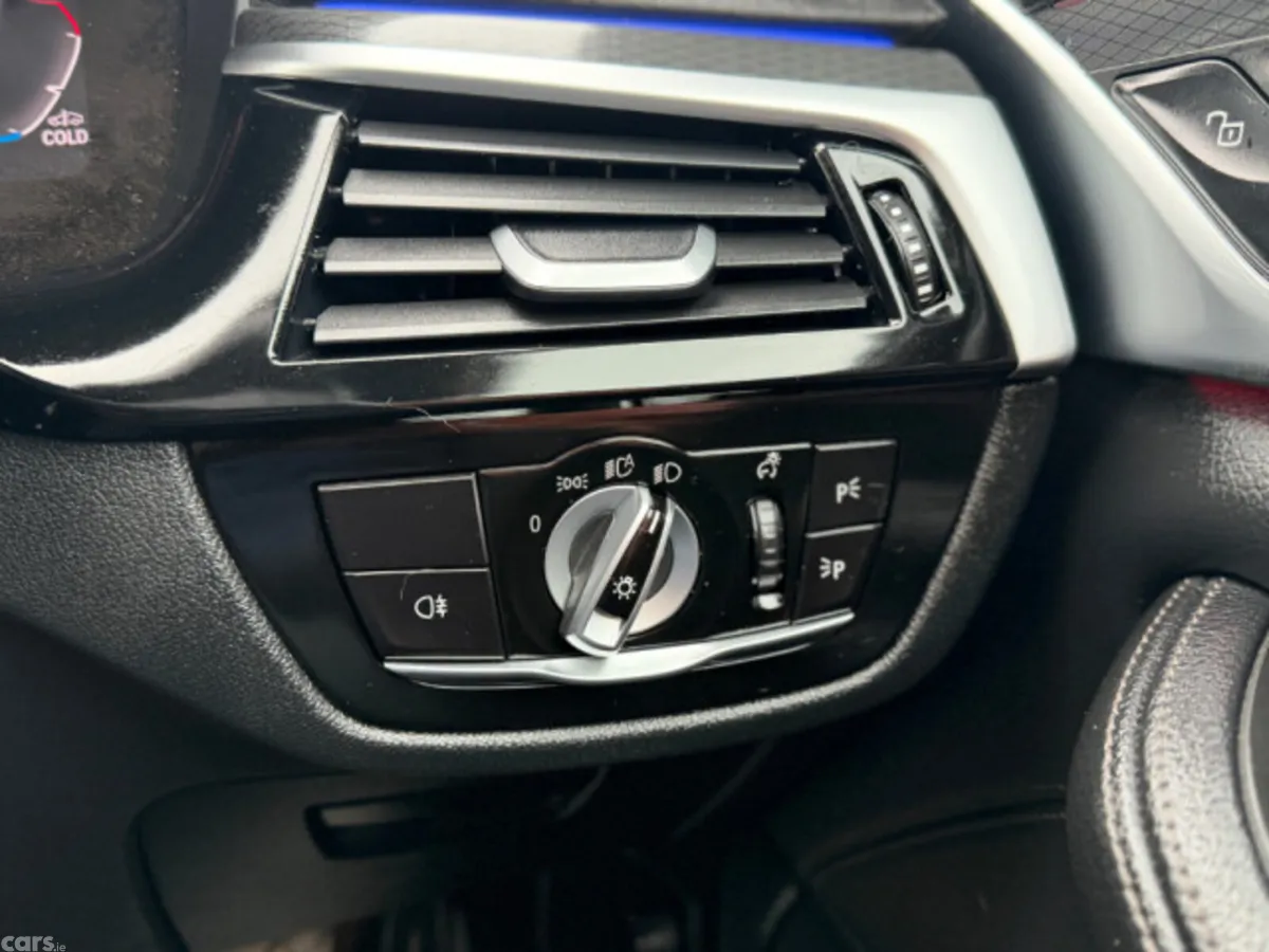 BMW 5-Series Estate, Diesel, 2022, Red