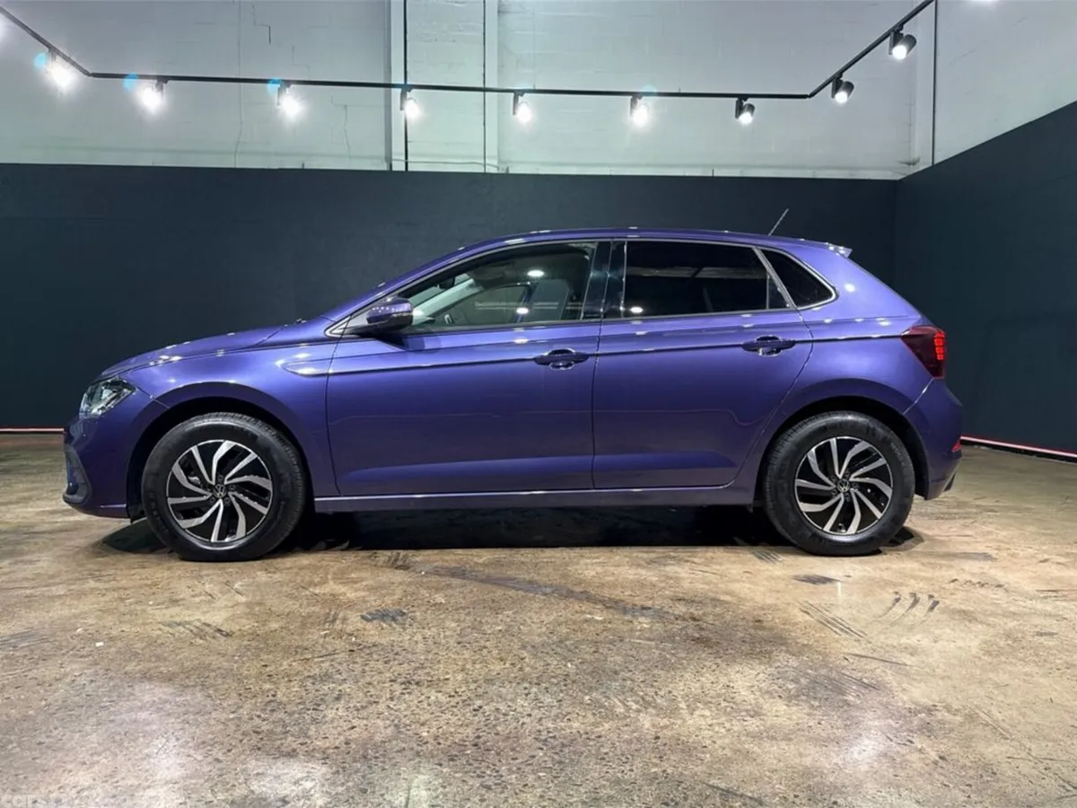 Volkswagen Polo Hatchback, Petrol, 2022, Blue