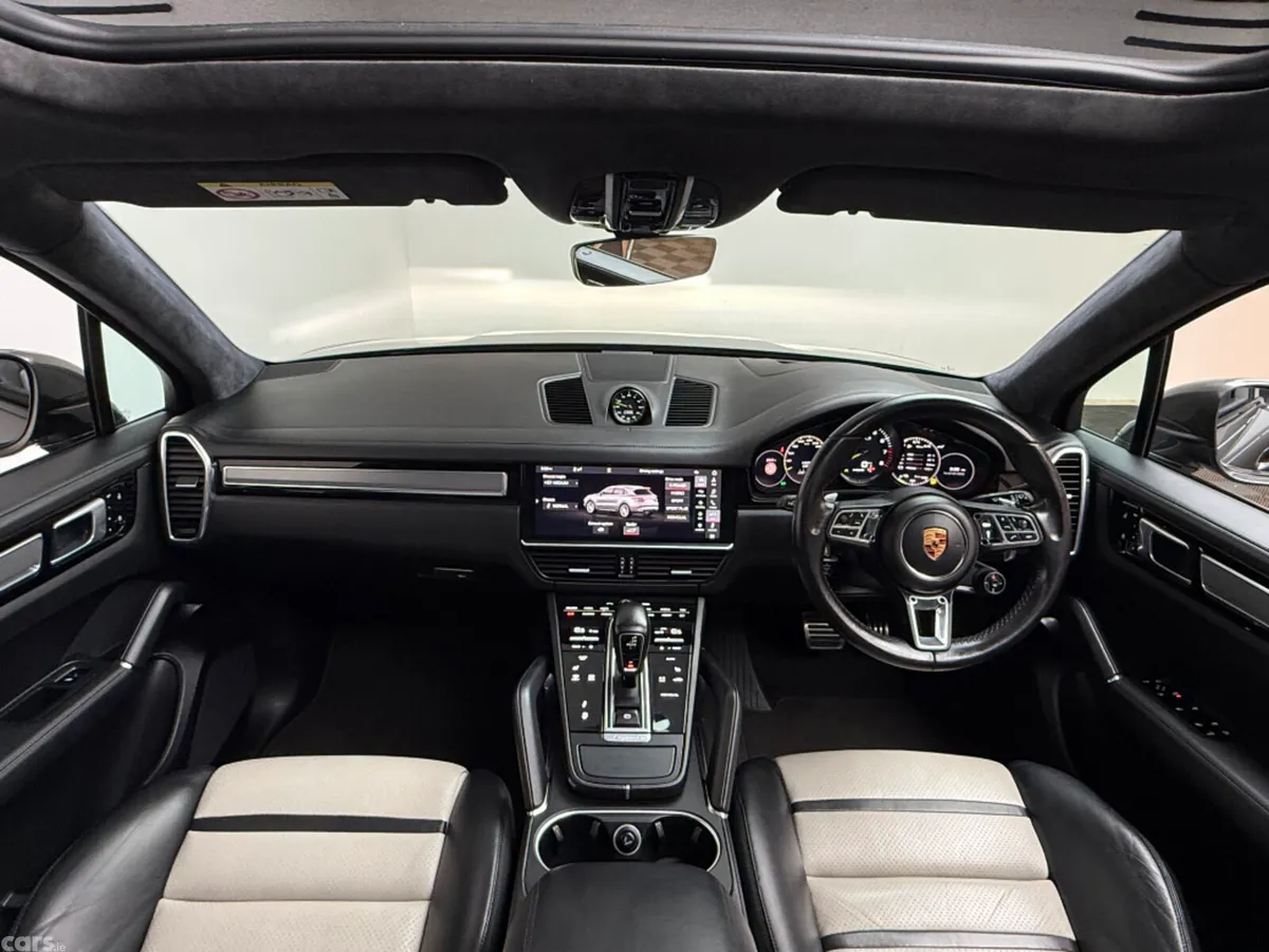 Porsche Cayenne SUV, Petrol Plug-in Hybrid, 2020, Grey
