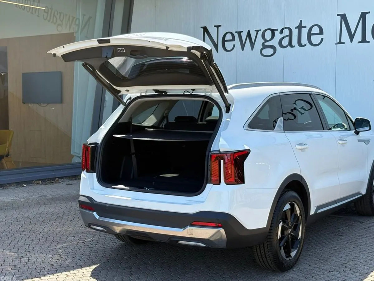 Kia Sorento SUV, Diesel, 2027, White