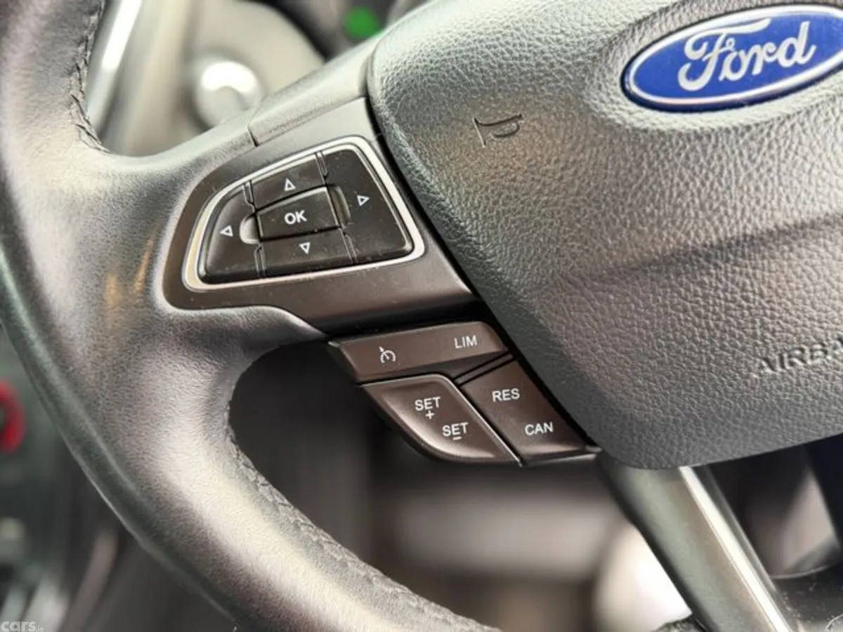 Ford Focus Hatchback, Diesel, 2017, White