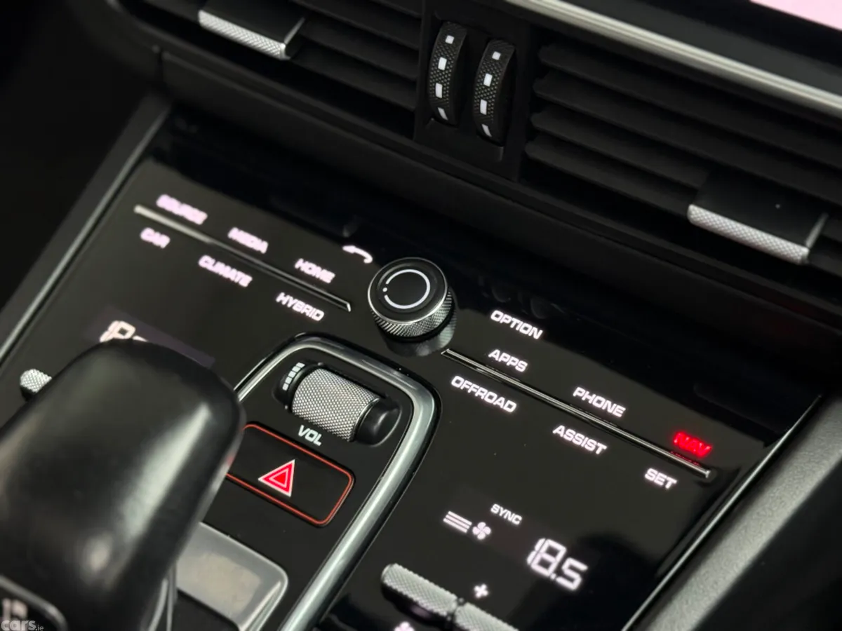 Porsche Cayenne SUV, Petrol Plug-in Hybrid, 2020, Grey