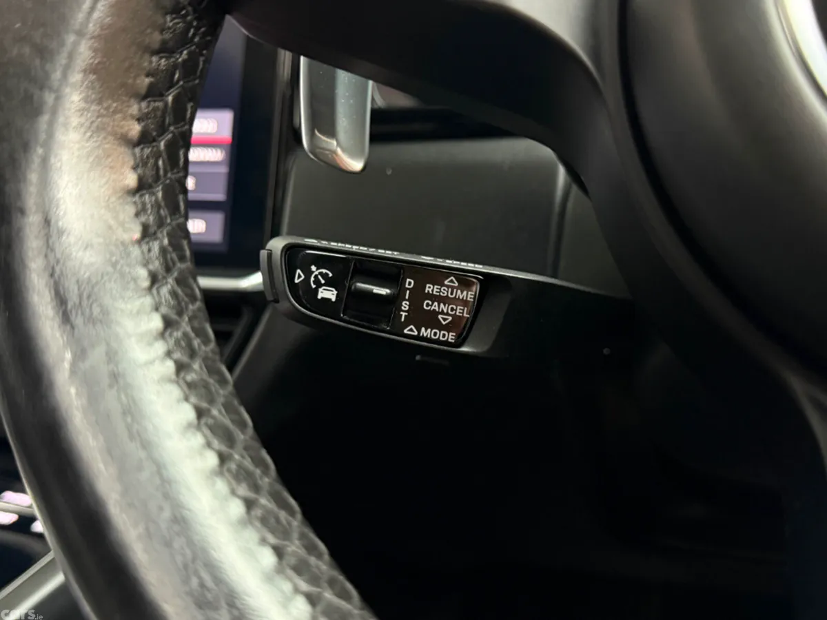 Porsche Cayenne SUV, Petrol Plug-in Hybrid, 2020, Grey