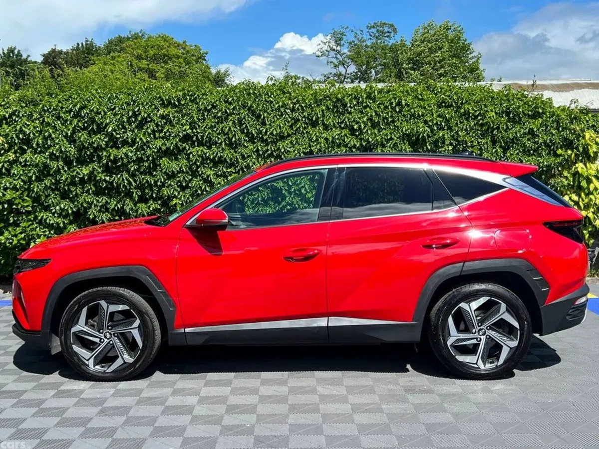 Hyundai Tucson SUV, Petrol Plug-in Hybrid, 2023, Red