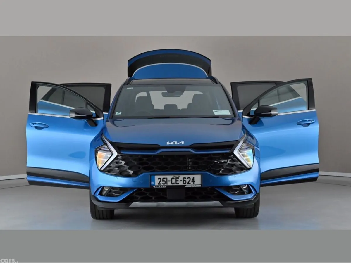 Kia Sportage SUV, Diesel Hybrid, 2025, Blue