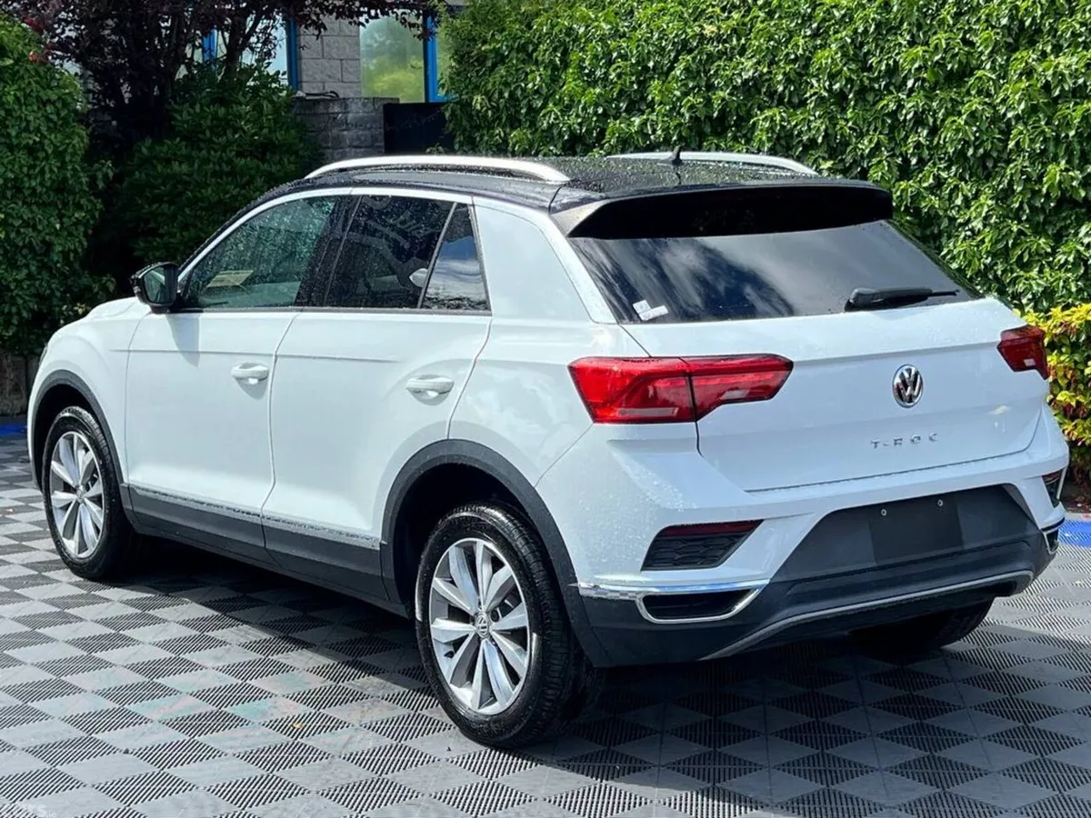 Volkswagen T-Roc SUV, Diesel, 2020, White
