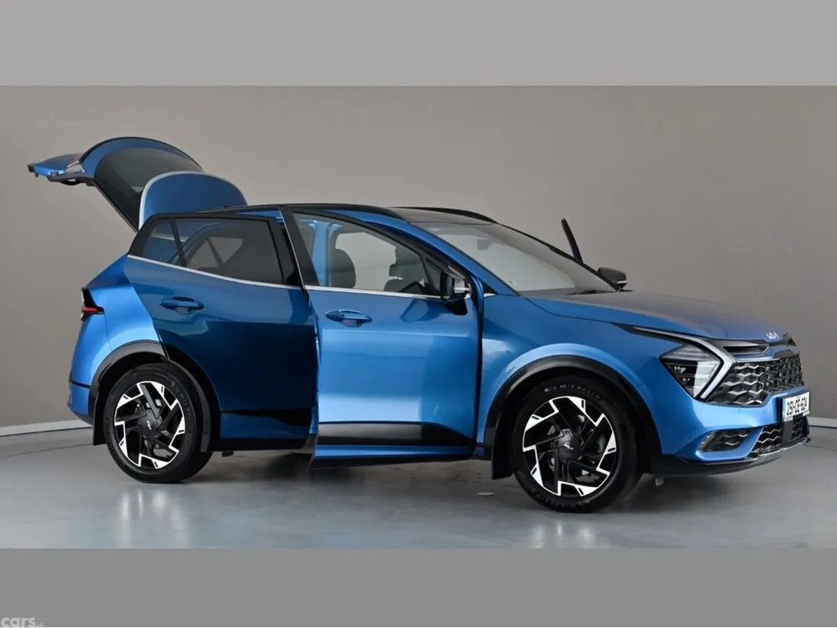 Kia Sportage SUV, Diesel Hybrid, 2025, Blue