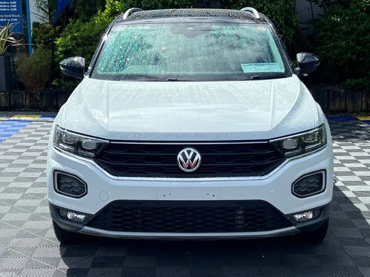 Volkswagen T-Roc SUV, Diesel, 2020, White