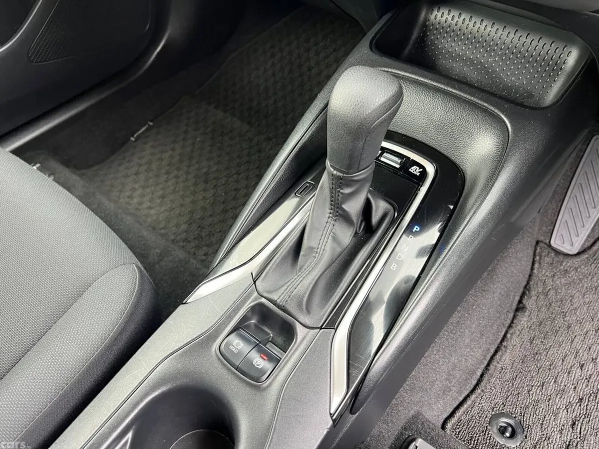 Toyota Corolla Estate, Petrol Hybrid, 2022, White