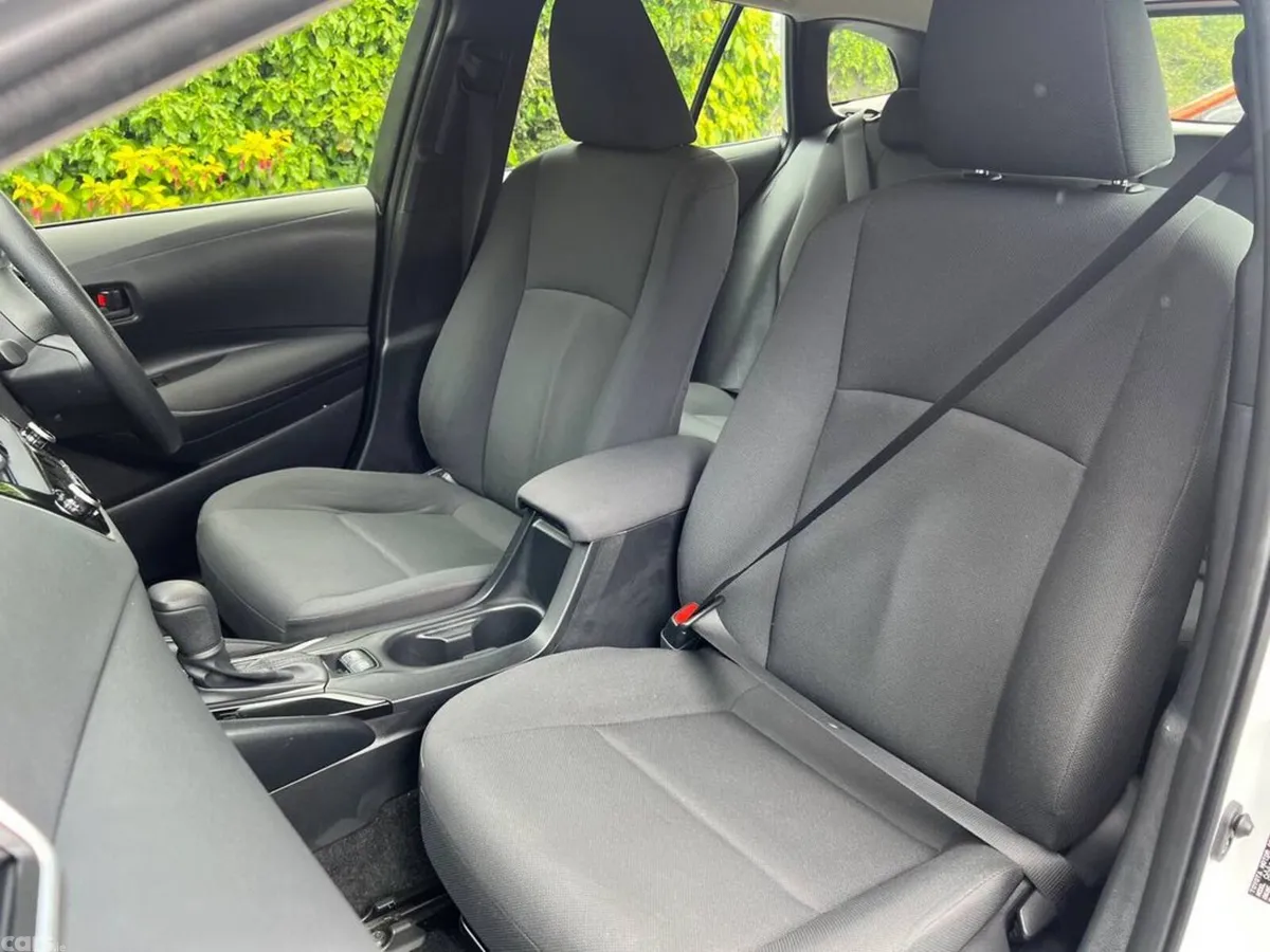 Toyota Corolla Estate, Petrol Hybrid, 2022, White