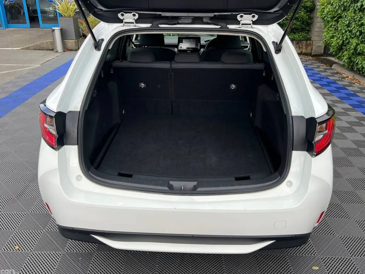 Toyota Corolla Estate, Petrol Hybrid, 2022, White