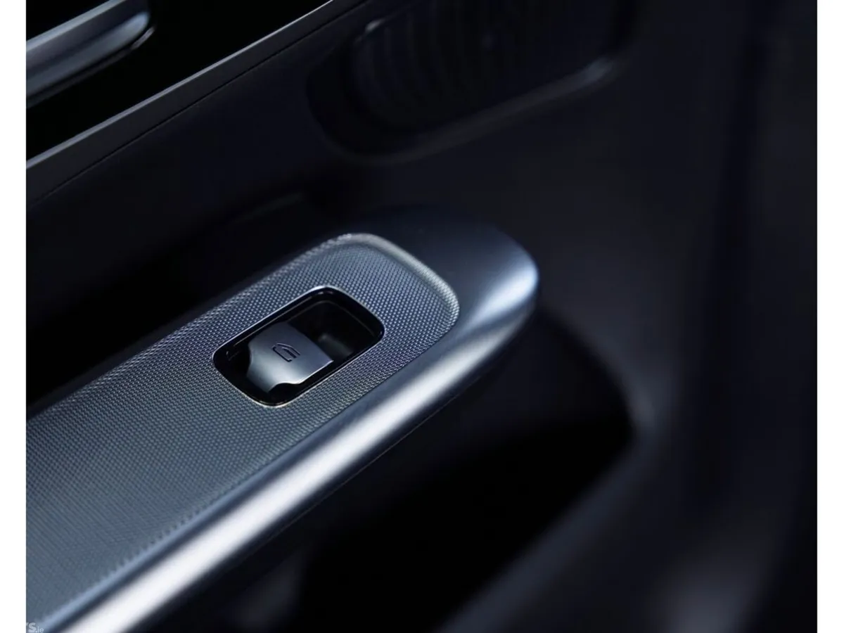 Mercedes-Benz GLC Estate, Petrol Plug-in Hybrid, 2026, Silver