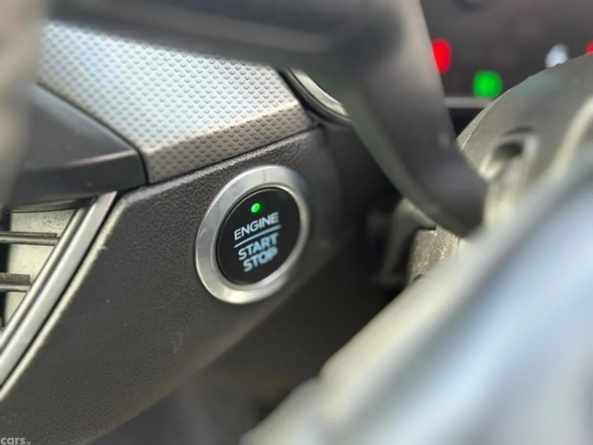 Ford Focus Hatchback, Diesel, 2019, Red