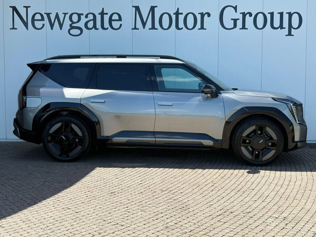 Kia EV9 SUV, Electric, 2027, White
