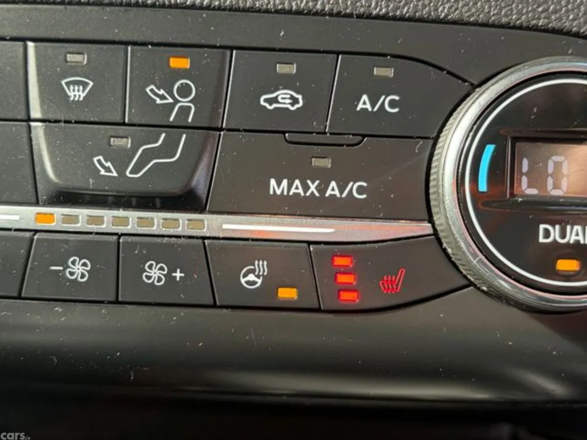 Ford Focus Hatchback, Diesel, 2019, Red