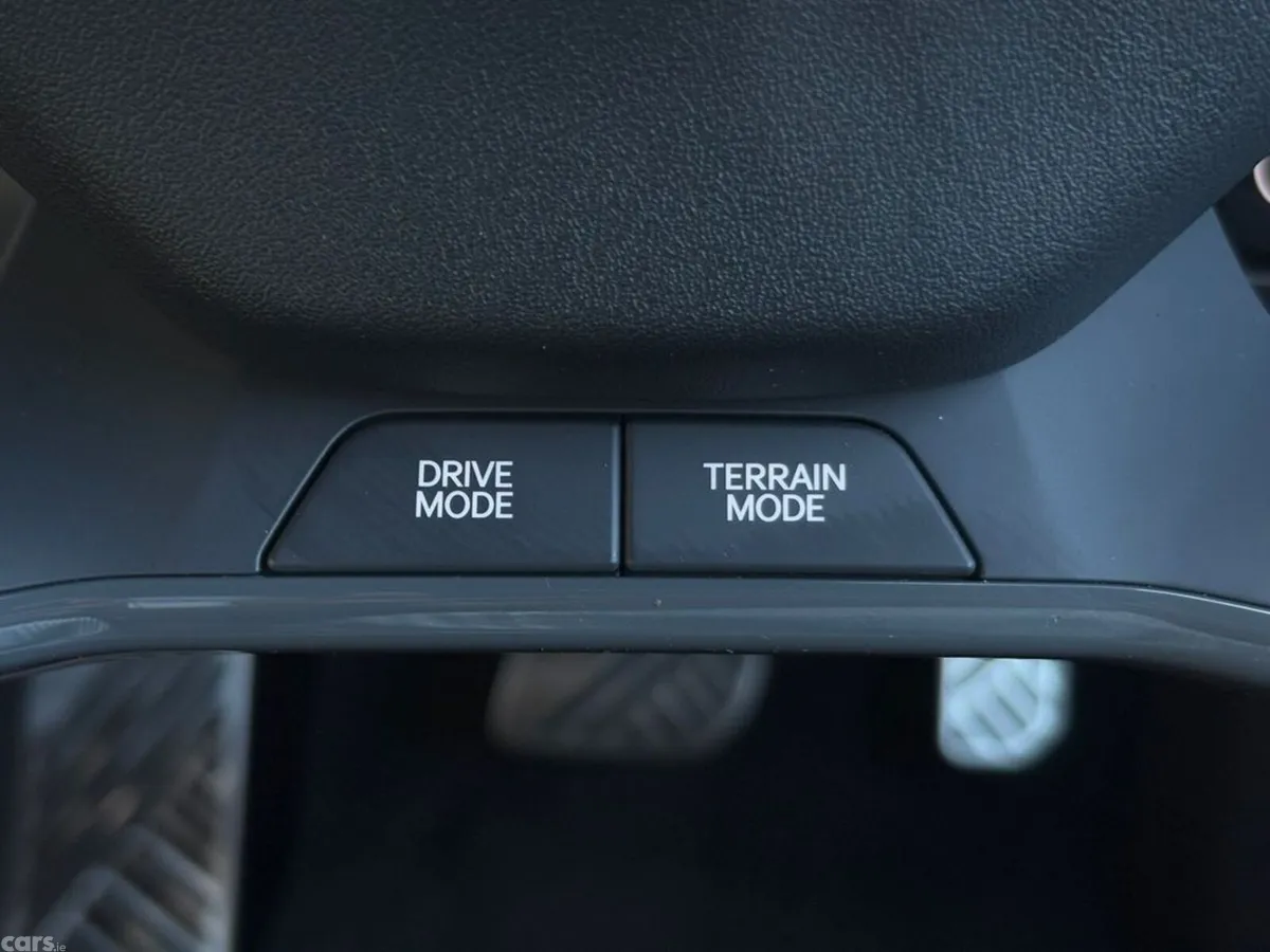 Kia EV9 SUV, Electric, 2027, White