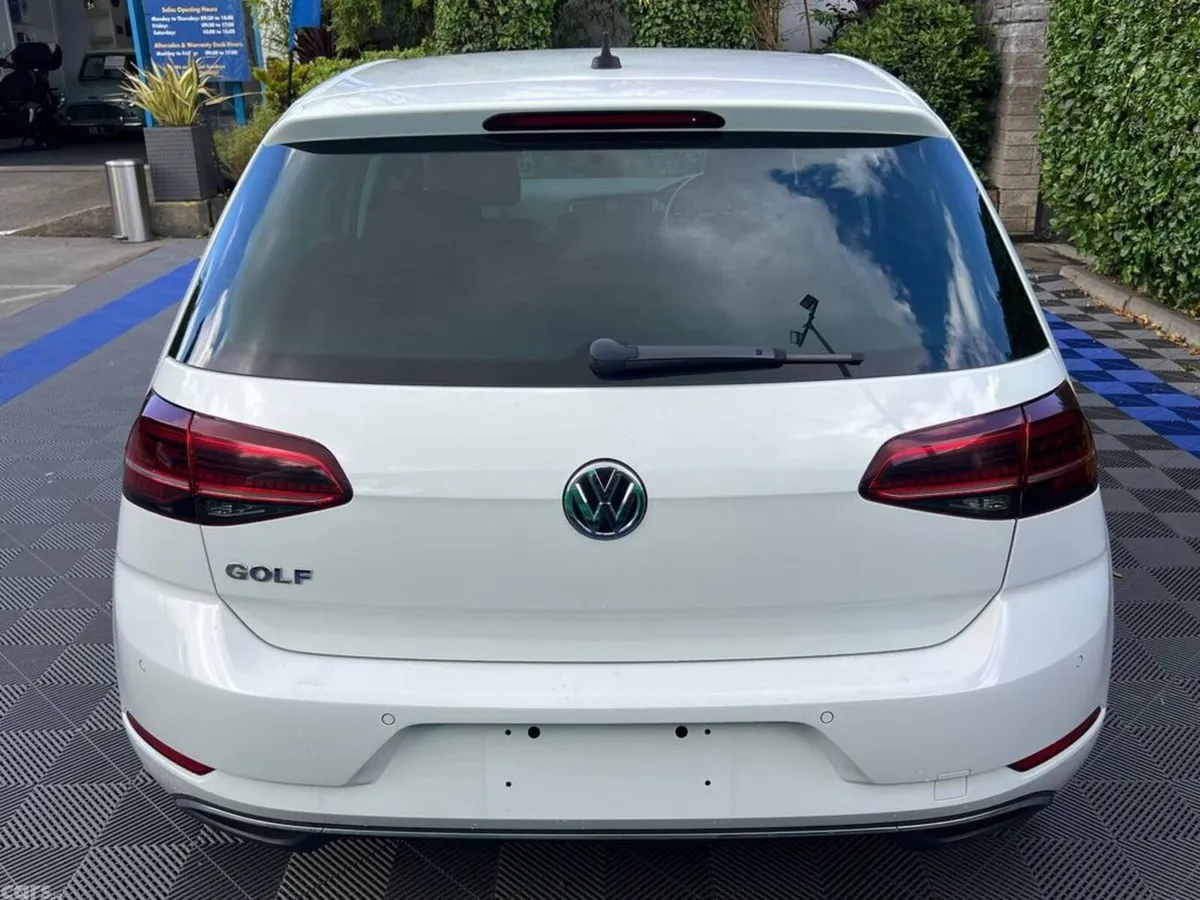 Volkswagen Golf Hatchback, Petrol, 2021, White
