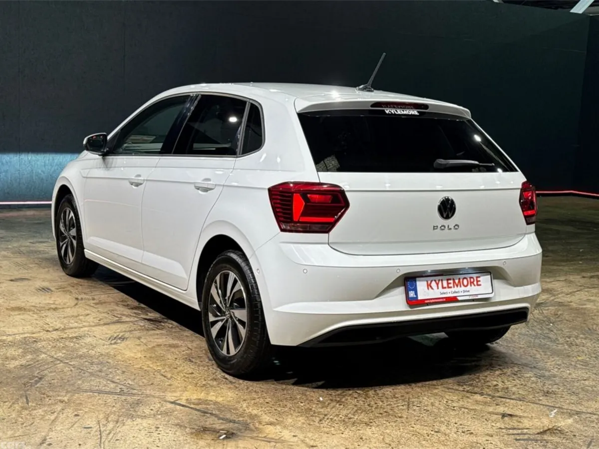 Volkswagen Polo Hatchback, Petrol, 2021, White