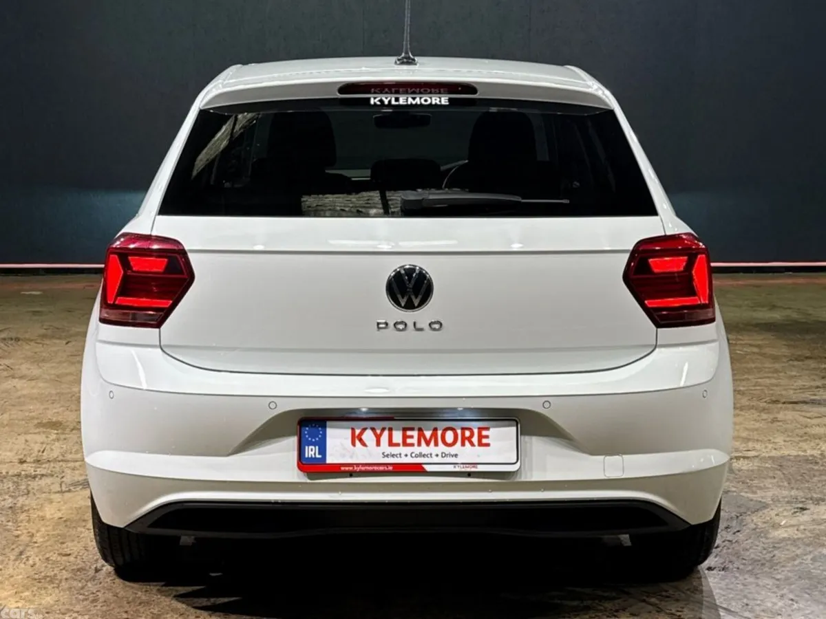Volkswagen Polo Hatchback, Petrol, 2021, White