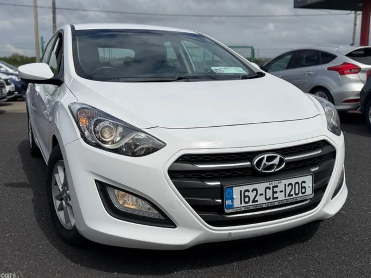Hyundai i30 Hatchback, Diesel, 2016, White