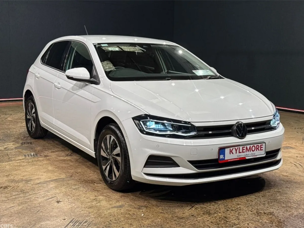 Volkswagen Polo Hatchback, Petrol, 2021, White