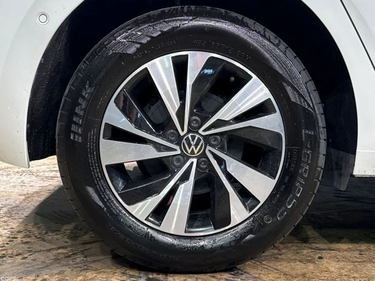 Volkswagen Polo Hatchback, Petrol, 2021, White