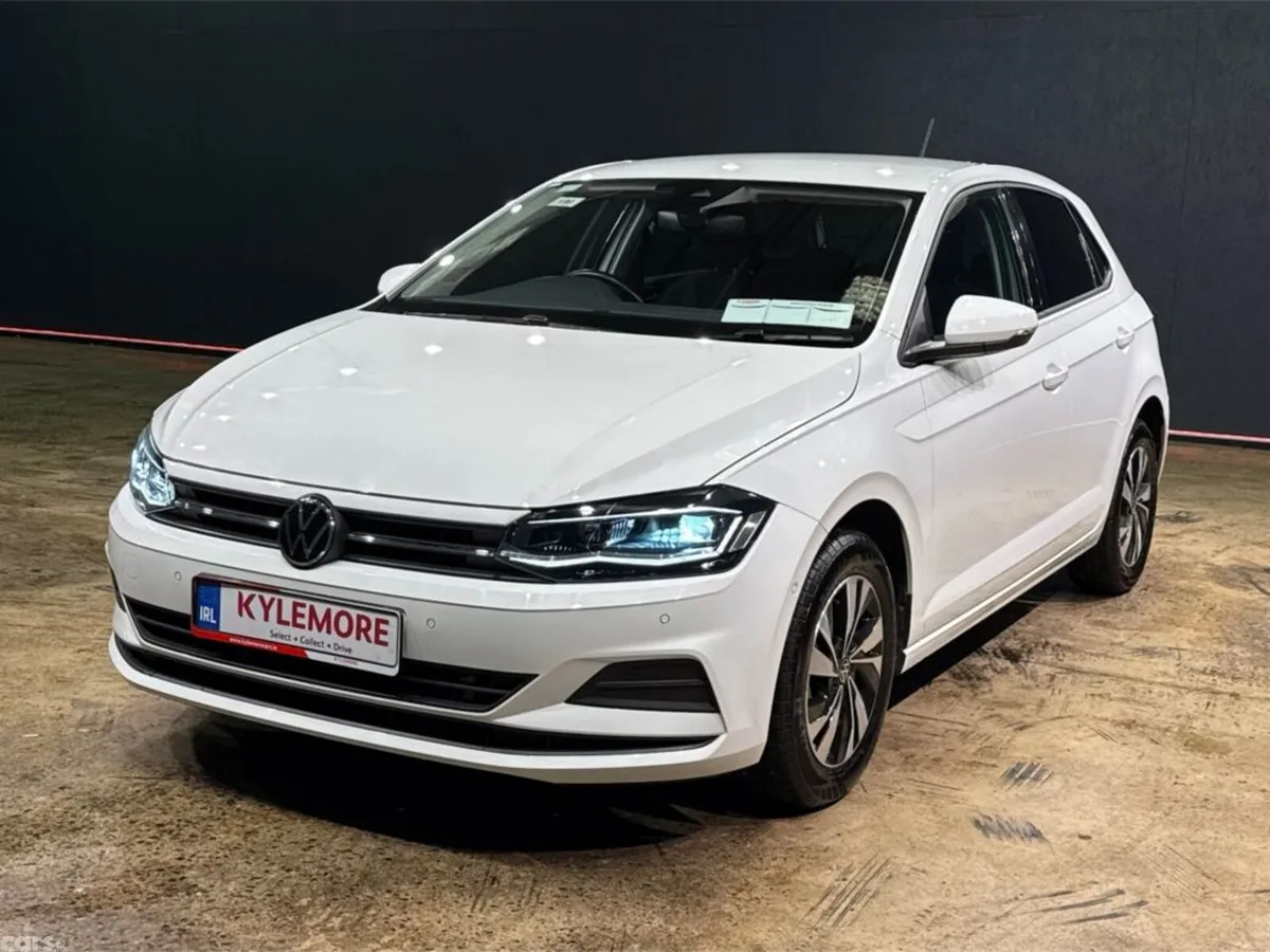 Volkswagen Polo Hatchback, Petrol, 2021, White