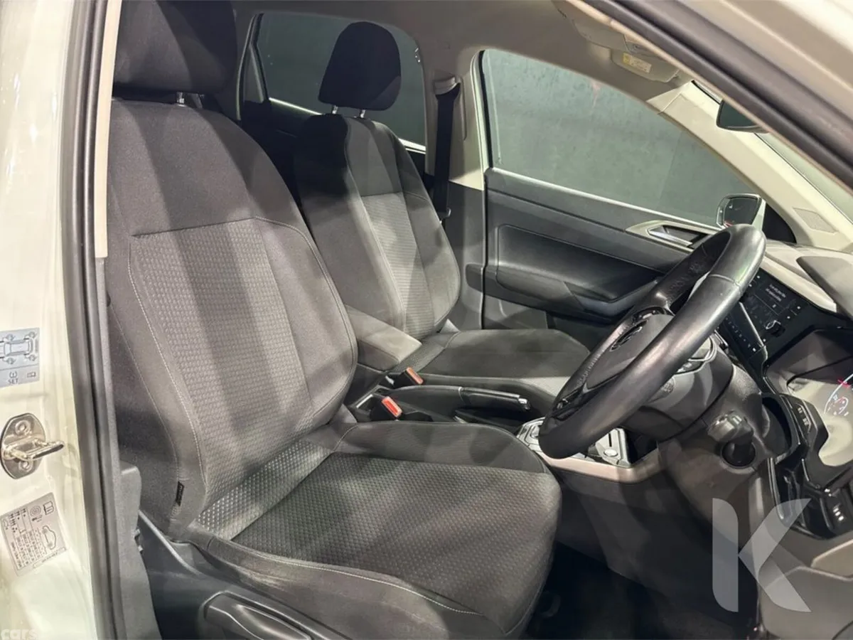 Volkswagen Polo Hatchback, Petrol, 2021, White