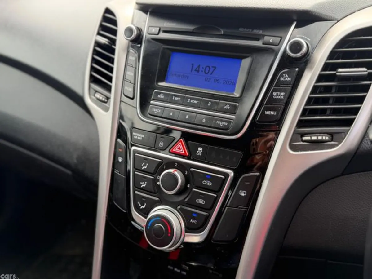 Hyundai i30 Hatchback, Diesel, 2016, White