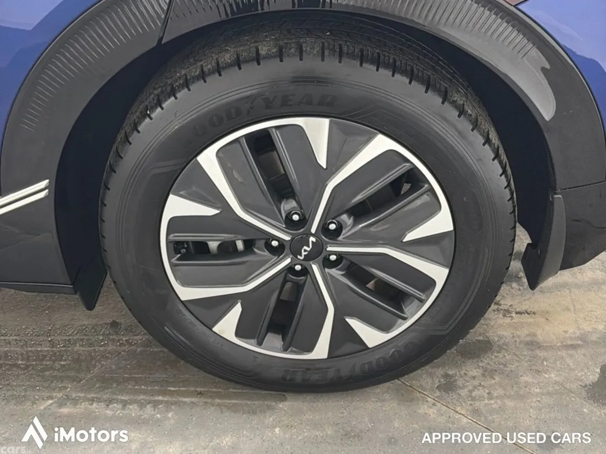 Kia EV6 SUV, Electric, 2023, Blue
