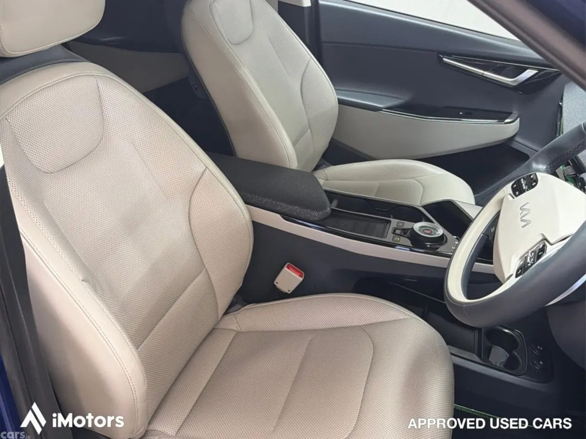 Kia EV6 SUV, Electric, 2023, Blue