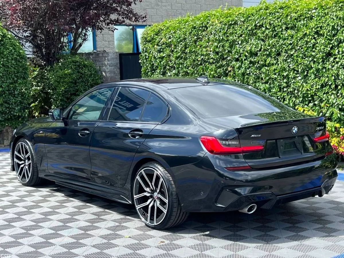 BMW 3-Series Saloon, Diesel, 2021, Black