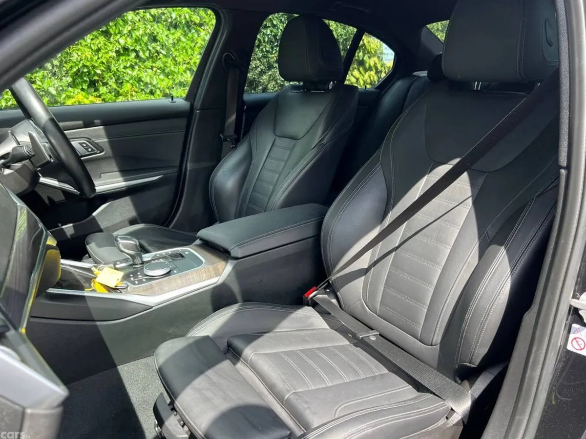 BMW 3-Series Saloon, Diesel, 2021, Black