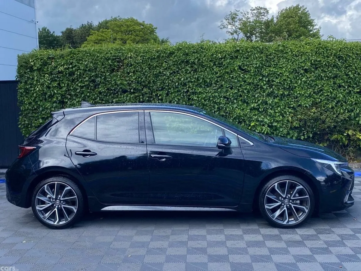 Toyota Corolla Hatchback, Petrol Hybrid, 2025, Black