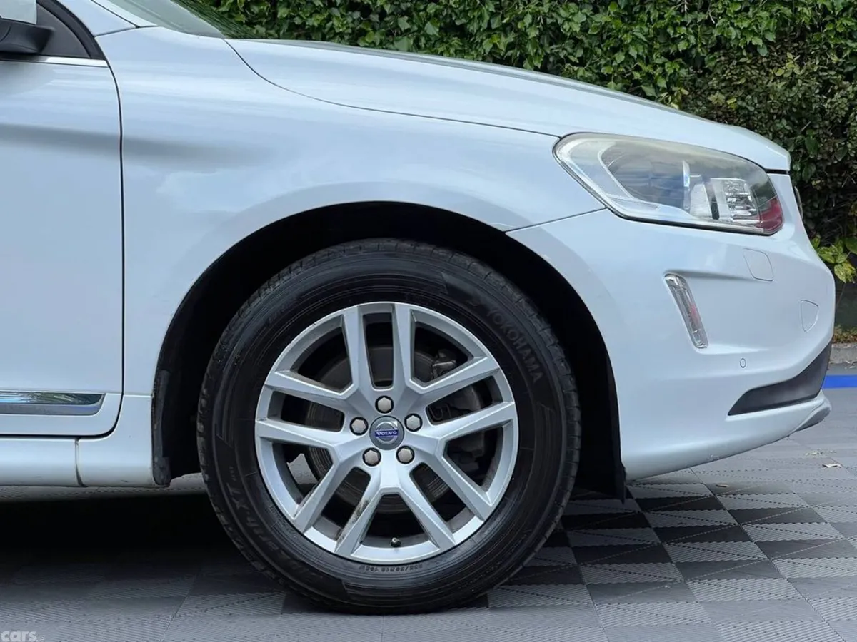 Volvo XC60 SUV, Diesel, 2017, White