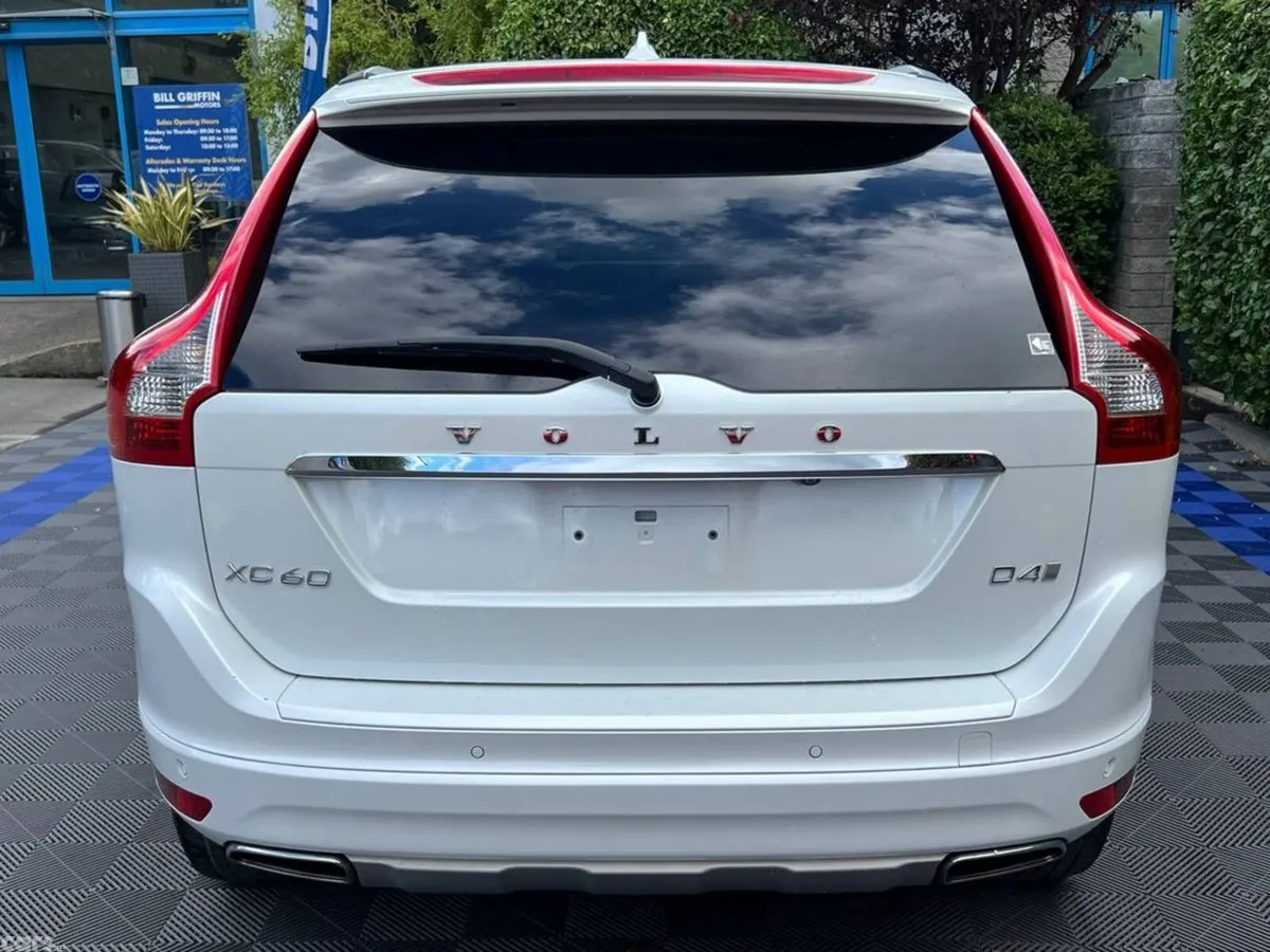 Volvo XC60 SUV, Diesel, 2017, White