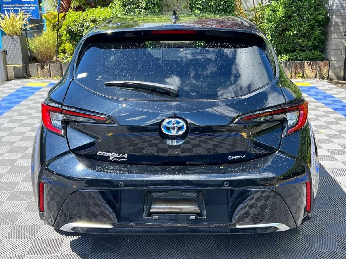 Toyota Corolla Hatchback, Petrol Hybrid, 2025, Black
