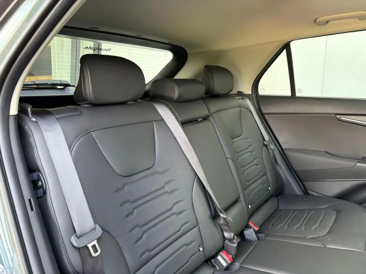 Kia Niro Hatchback, Petrol Plug-in Hybrid, 2027, Green