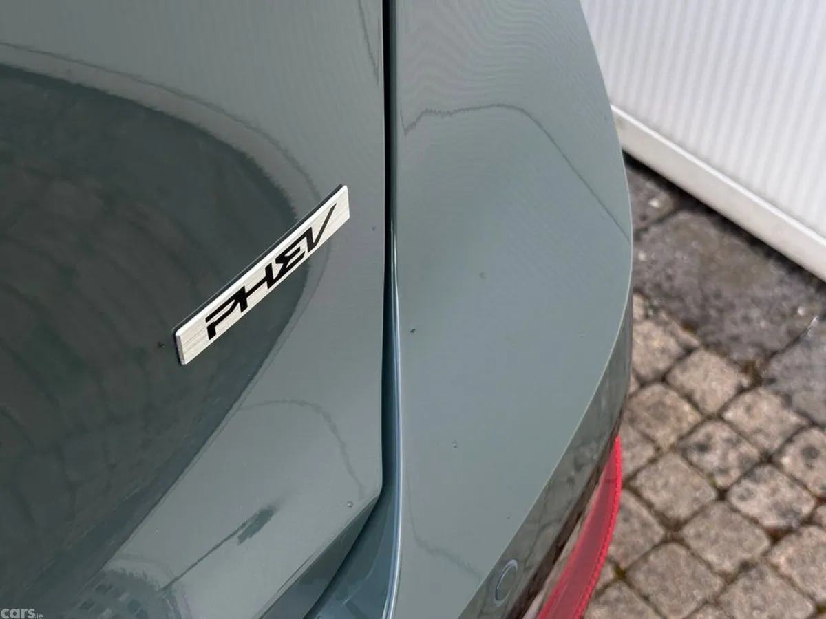 Kia Niro Hatchback, Petrol Plug-in Hybrid, 2027, Green