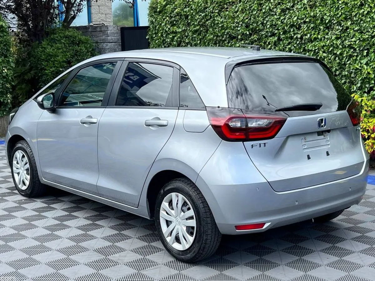 Honda Fit Hatchback, Petrol Hybrid, 2023, Silver