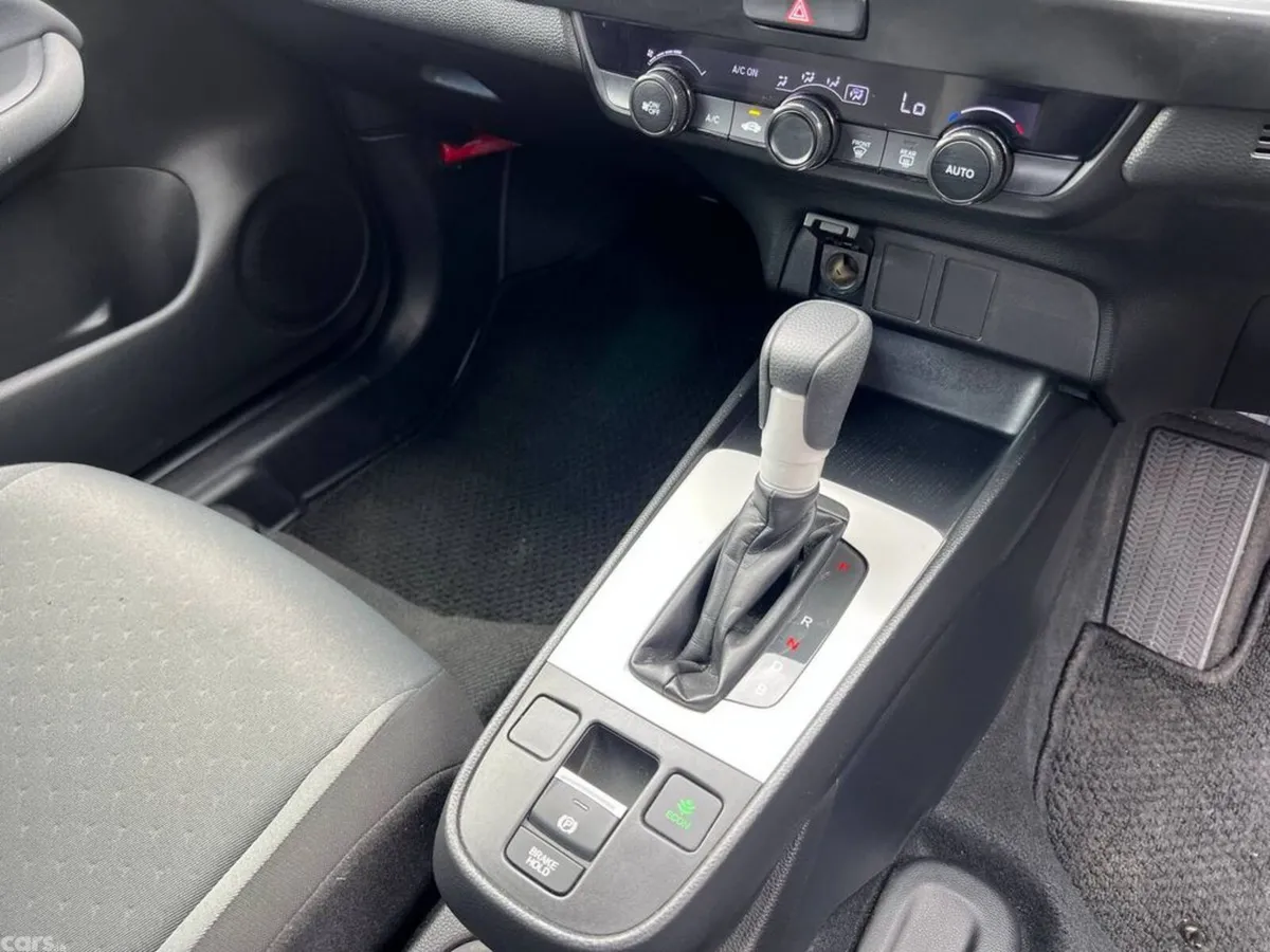 Honda Fit Hatchback, Petrol Hybrid, 2023, Silver