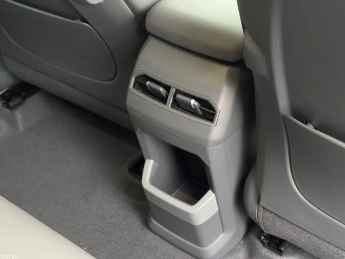 Kia EV3 Hatchback, Electric, 2027, 