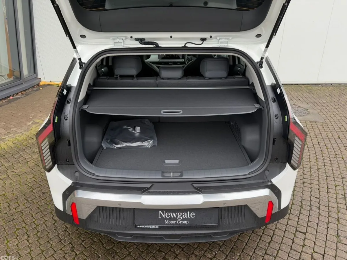 Kia EV3 Hatchback, Electric, 2027, 