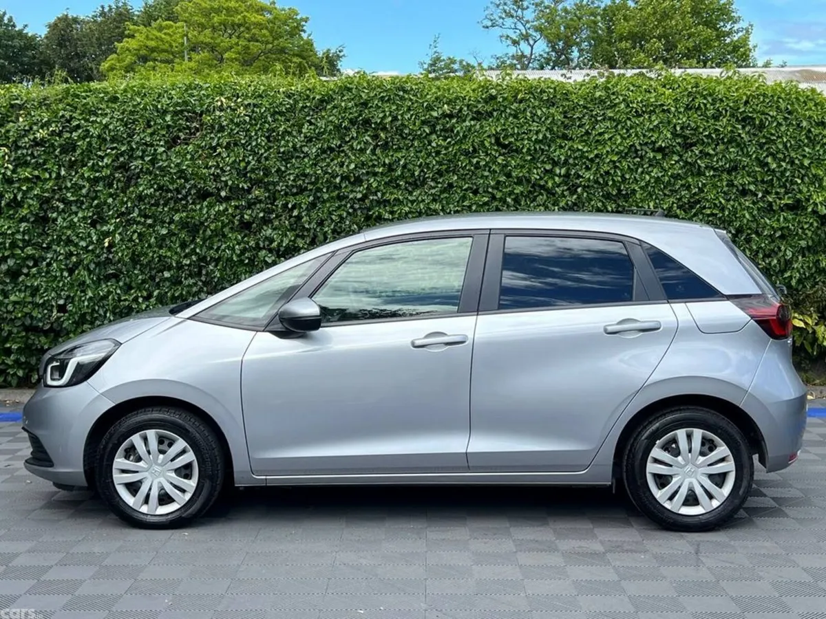 Honda Fit Hatchback, Petrol Hybrid, 2023, Silver