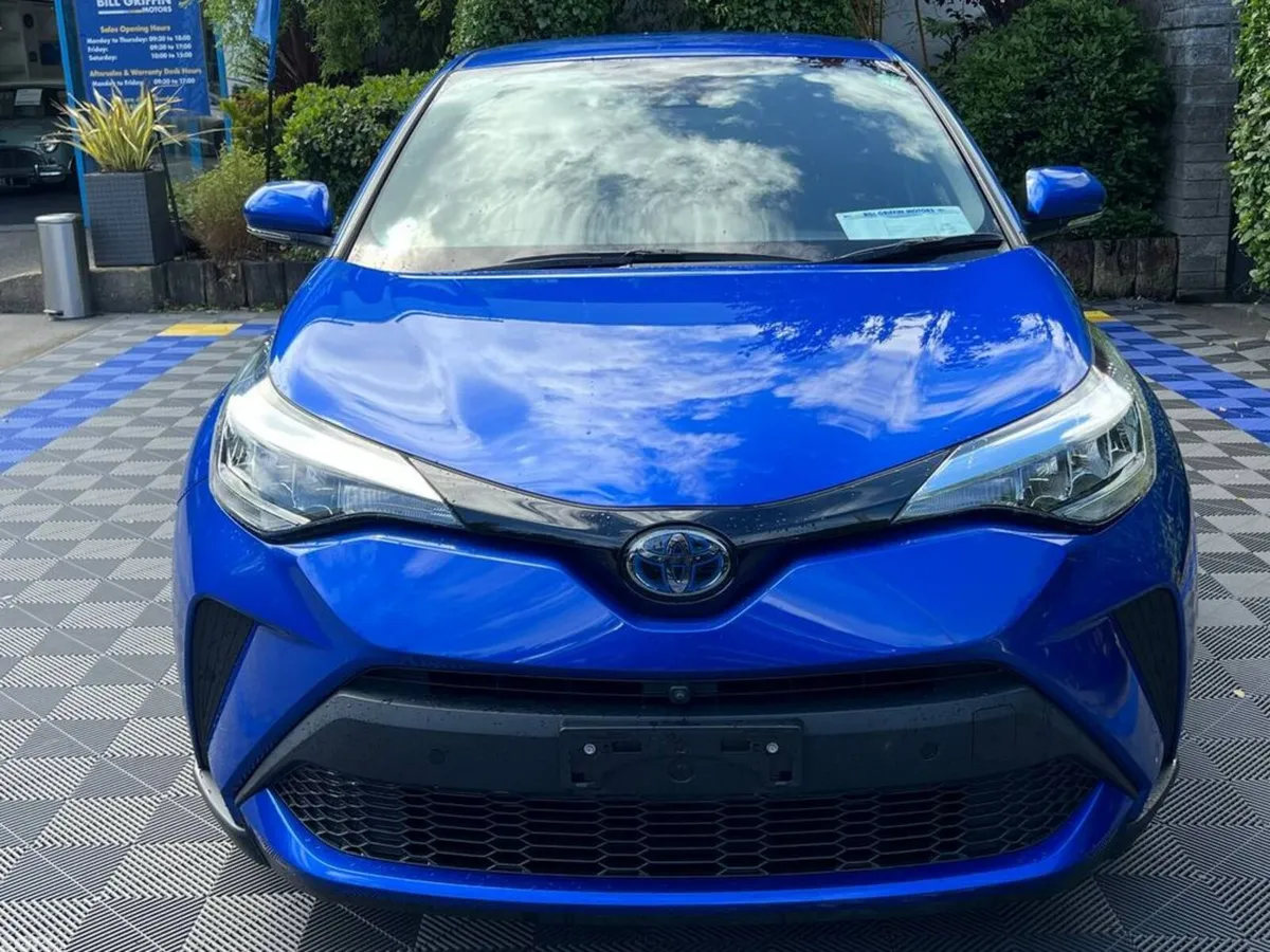 Toyota C-HR SUV, Petrol Hybrid, 2021, Blue